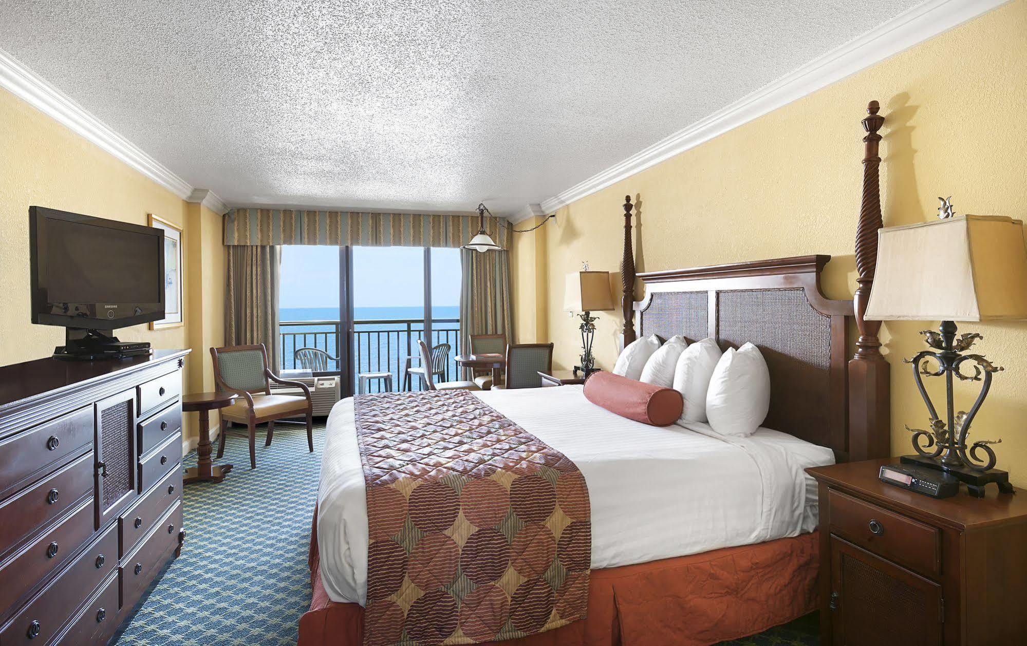 Holiday Pavilion Resort On The Boardwalk Myrtle Beach Eksteriør billede